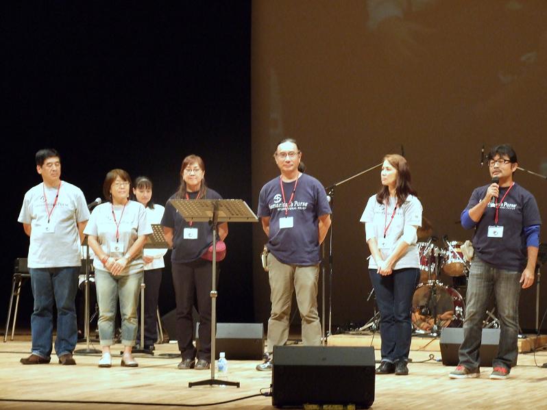 東北復興プログラムにゲスト出演したサマリタンズ・パースのスタッフの方々。２０１２年１０月１１日、東京都中野区で。