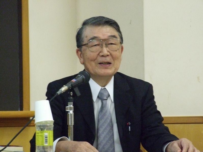東洋英和女学院大学名誉教授陶山義雄氏、２０１２年１０月２３日、東京都港区で。