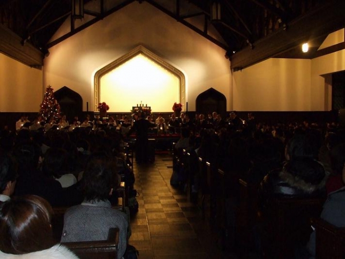 明治学院クリスマス音楽礼拝の様子。２０１２年１２月２３日、東京都港区で。