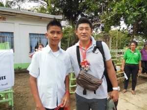 広島東洋カープの石井琢朗コーチ、フィリピンの子ども支援でチャイルド・ファンドに寄付