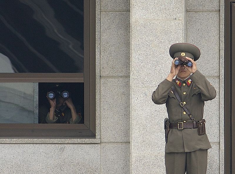 北朝鮮、午後５時４０分ごろ日本海に向け短距離ミサイル４発を発射