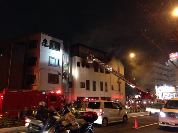 上板橋キリスト教会で火災、１人がけが　通行止めで渋滞発生