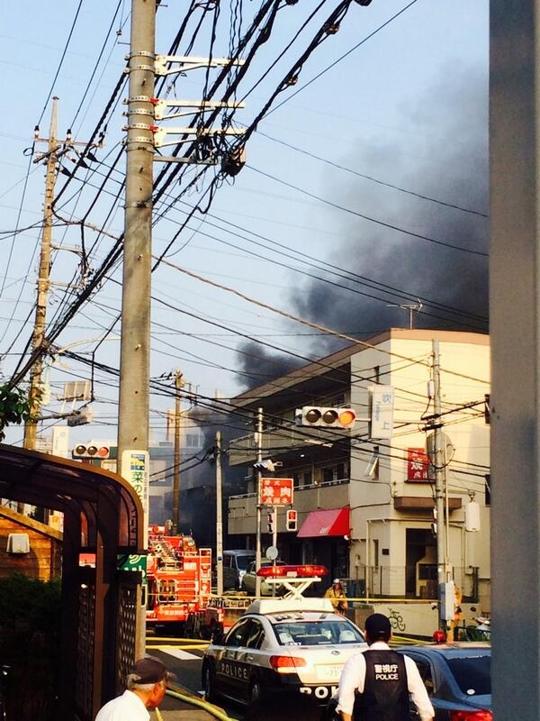重体２人の町田工場火災、原因はマグネシウムへの引火か　工場は無認可操業