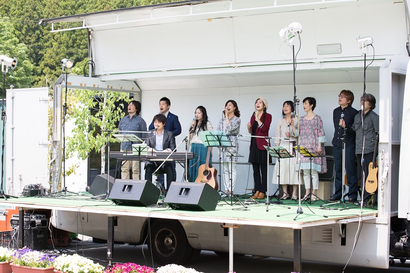 星野富弘さんの詩画を広めるお手伝いを 「富弘美術館を囲む会」東京・神奈川支部 