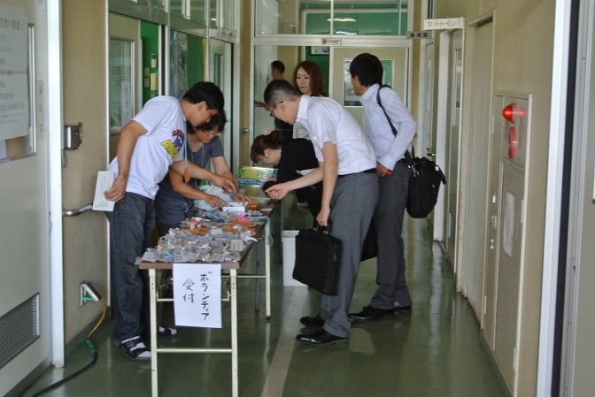 「支援を」 埼玉のカトリック助祭ら、仮放免外国人に自費で無料健康診断会
