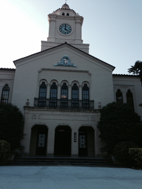 宣教師５人と学生１９人で始まった歴史振り返る　関西学院１２５周年記念式典