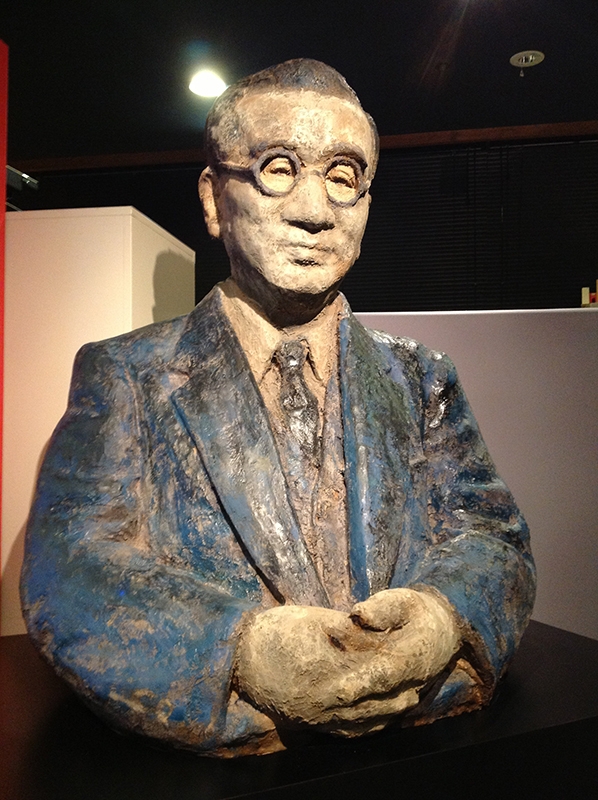 ノーベル賞候補だったキリスト教社会活動家・賀川豊彦の胸像完成　神戸で除幕式