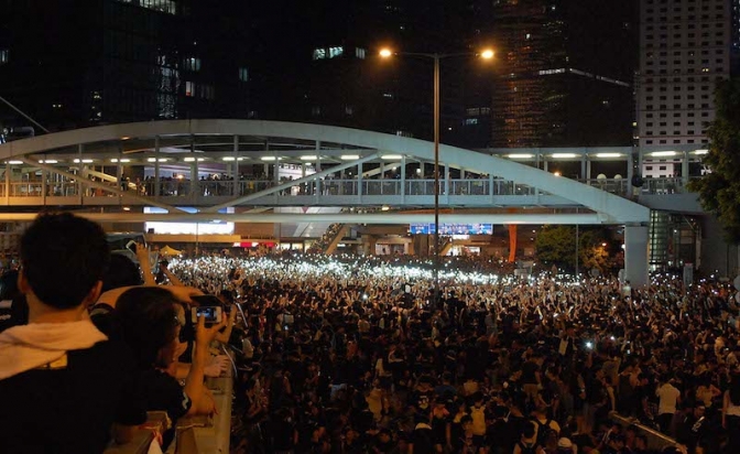 政府との会談実らず　香港の抗議活動家たち、行進を計画