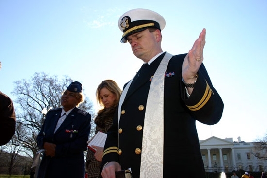 「イエスの御名によって祈る」元米海軍従軍牧師、コロラド州下院議員に選出