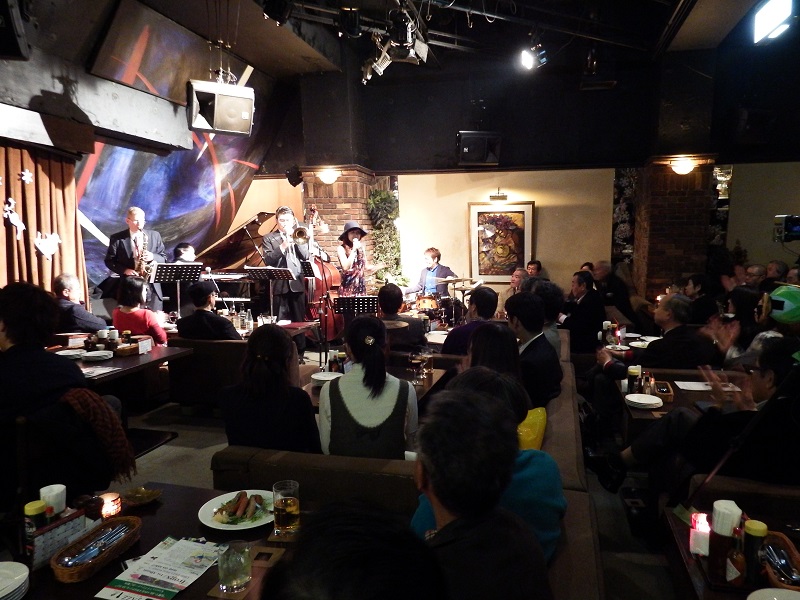 戸坂純子さん、アルバム発売記念ライブ開催　ジャズのリズムでゴスペルを