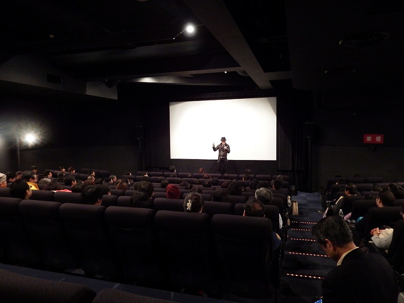 アーサー・ホーランド牧師「バカやろう、神が死ぬわけないだろう」　渋谷で映画『神は死んだのか』トークイベント