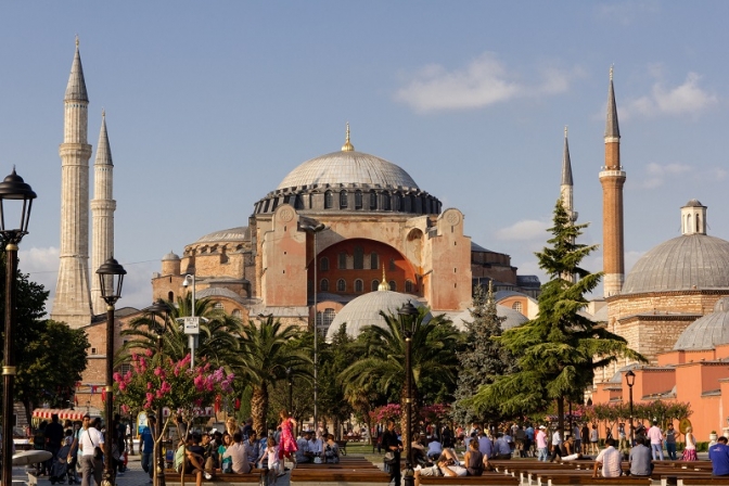 トルコ、キリスト教会新建設を許可　建国以来初