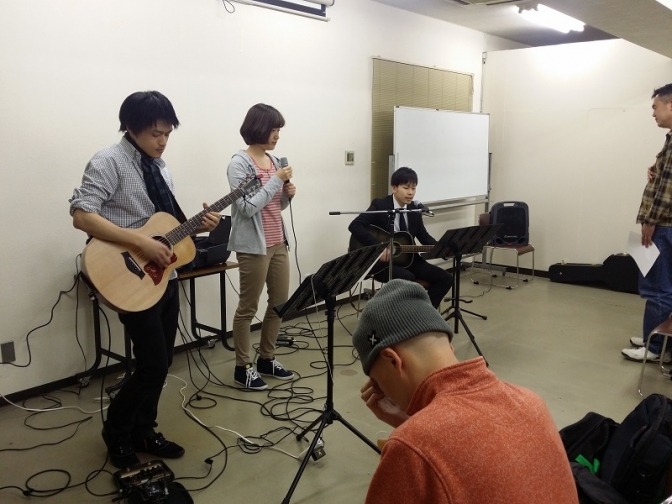 霊的養い・励ましの場として　ニューホープ東京の木曜礼拝「ミッドウィークサービス」
