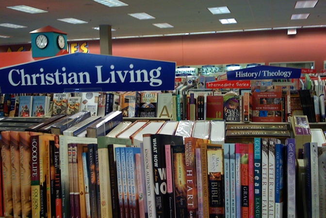 破産申請中の米最大のキリスト教書店、当初の再建計画を取り下げ