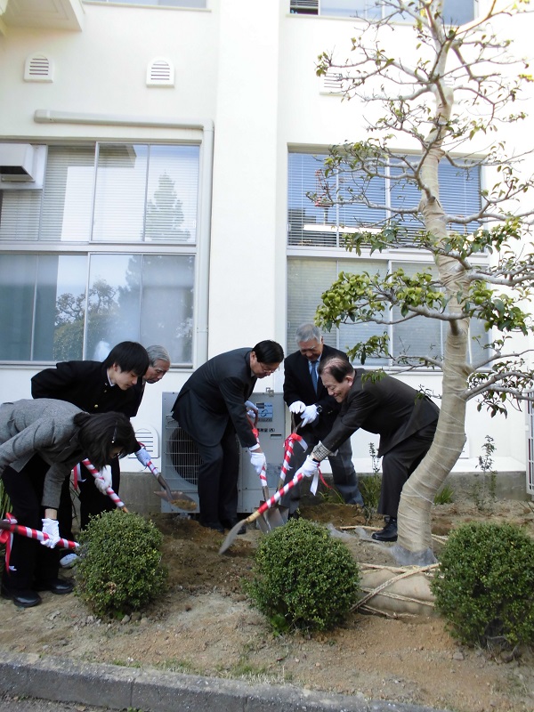 ハワイ移民に生涯をささげた牧師　奥村多喜衛生誕１５０周年　各種記念事業開催