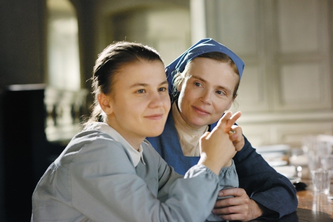 盲ろうの少女と修道女の出会いが起こす奇跡の実話　映画『奇跡の人　マリーとマルグリッド』、来月公開