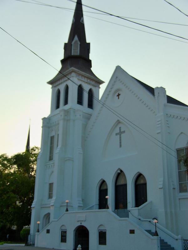 米黒人教会で銃撃事件、９人死亡　２１歳容疑者を逮捕　ＷＣＣなどが非難