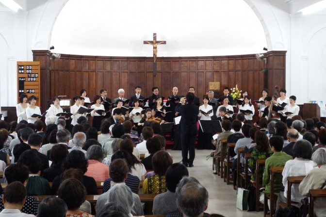 ４００年続く合唱団に　１８世紀ウィーンのミサ曲歌う「オラショクラブ」が第１回演奏会