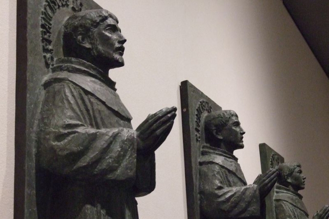 舟越保武の信仰と静謐な美　練馬区立美術館で彫刻展　 「長崎２６殉教者記念像」など