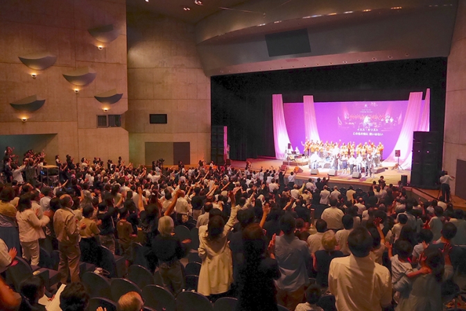 滝元明牧師の凱旋式・感謝聖会開催　９００人が遺志受け継ぎ、日本のリバイバルを祈る