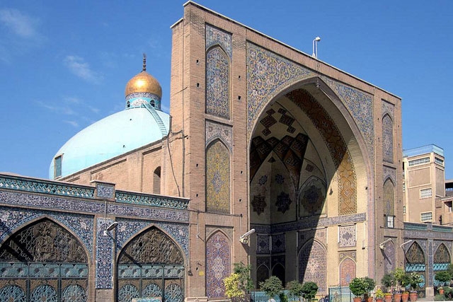 イランでキリスト教会の資産を不法に接収、モスクに転換　