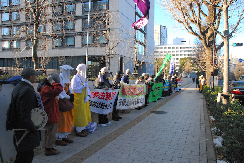 「安倍政権の明文改憲の企て、緊急事態条項改憲論のまやかし」を警告　「宗教者九条の和」集会で高田氏