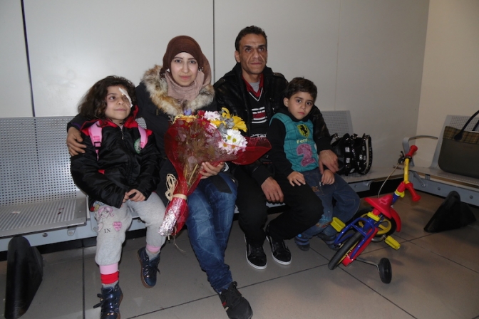 「人道的通路」プロジェクトによる最初の難民、イタリアに到着