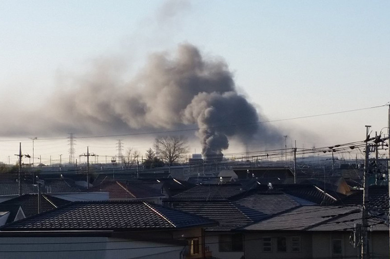 栃木県下野市で火事、住宅２棟焼ける・遺体３人　石橋駅近く