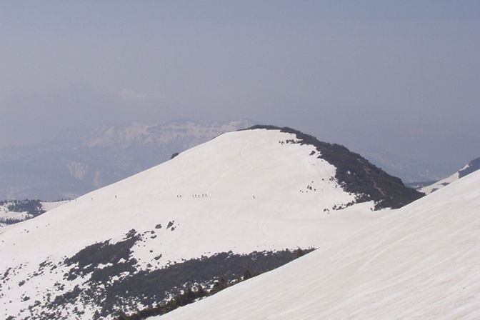 群馬・小至仏山で遭難男性２人発見、心肺停止　当時はこの冬一番の大雪