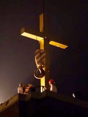 十字架撤去に抵抗した中国の牧師に懲役１４年の判決