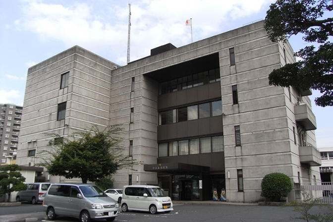 広島県警廿日市署、覚せい剤使用容疑で任意同行中の男性が飛び降り自殺
