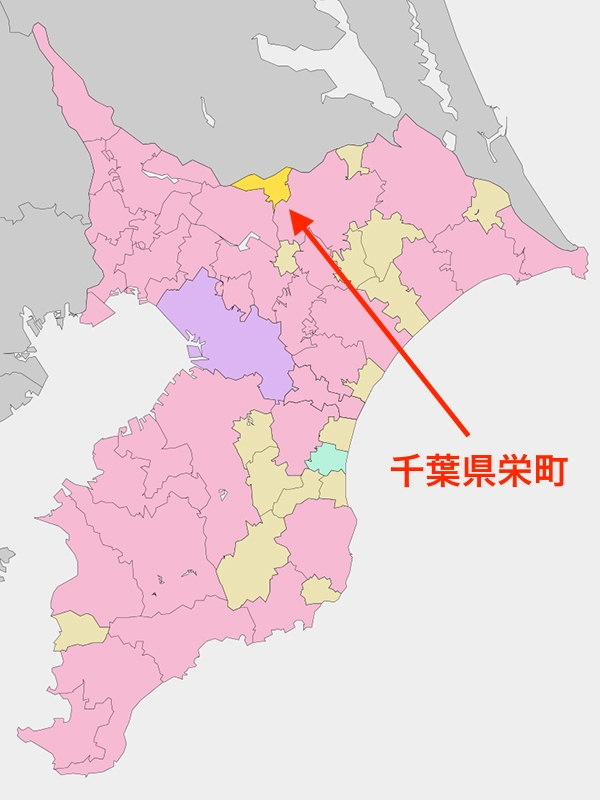 千葉県栄町安食台の民家にグライダー墜落　２人心肺停止