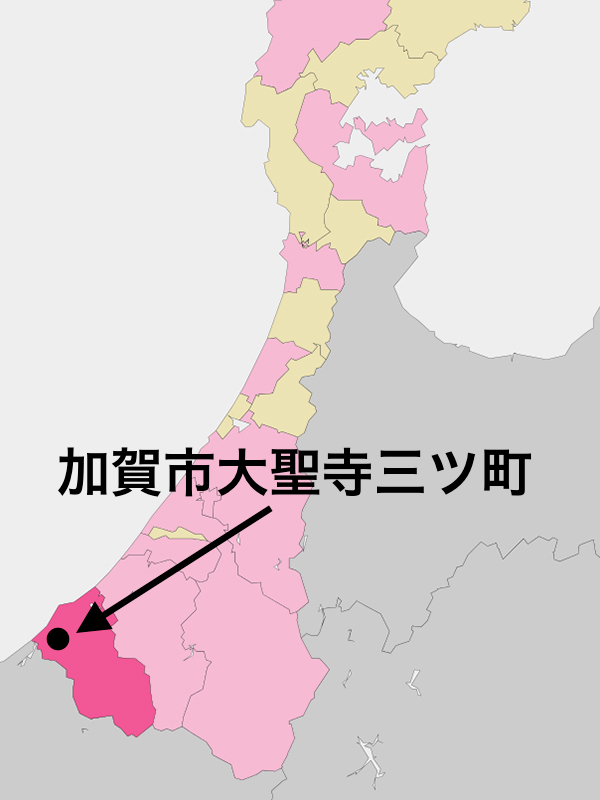 新潟県警のバス、石川県加賀市の北陸道で横転事故　熊本地震支援の帰途で