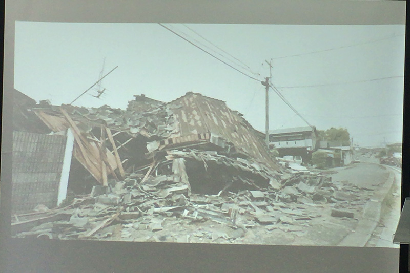 熊本地震：九州キリスト災害支援センターの中村陽志牧師が大阪で報告会　継続的な支援を訴える