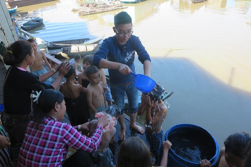 日本カトリック信徒宣教者会　カンボジアの水上村で活動する井手司さん、一時帰国報告会開催