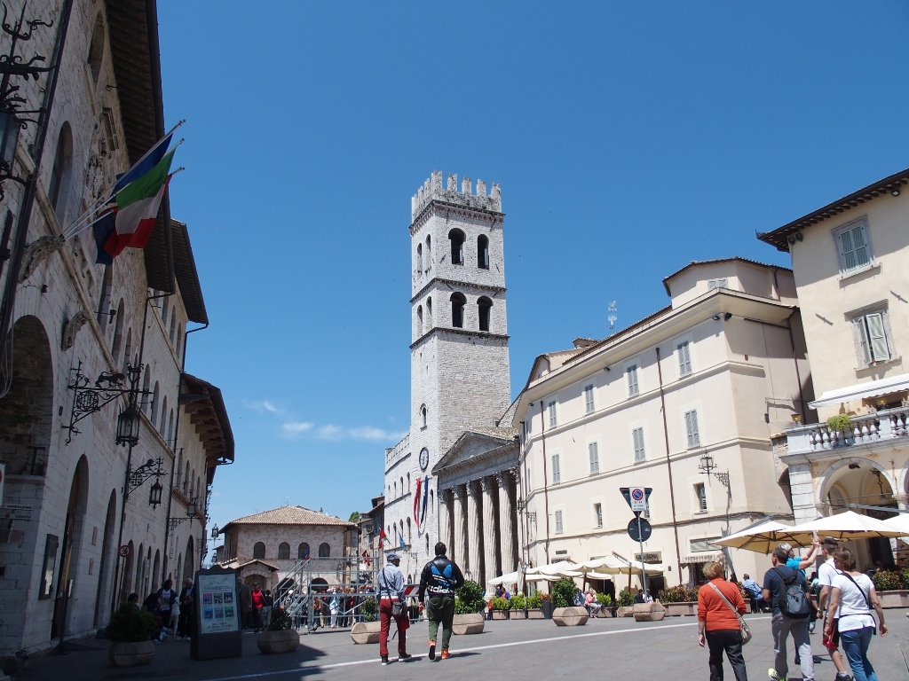 ＦＩＮＥ ＲＯＡＤ―世界の教会堂を訪ねて（２９）イタリア巡礼とルルドへの旅⑤　西村晴道