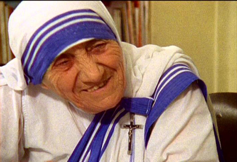 列聖記念「マザー・テレサ映画祭」　ゲストに音楽家・こいずみゆりさん　マザーへの思いを歌でつづる