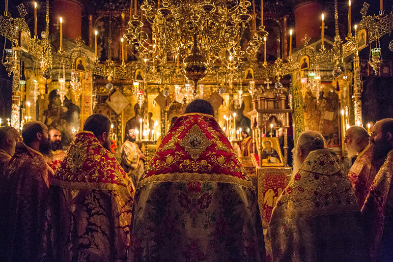 聖地アトスで「人を想う美しさ」に触れて　中西裕人（写真・文）『孤高の祈り　ギリシャ正教の聖山アトス』