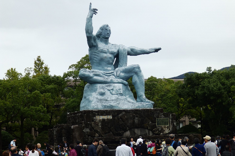 長崎への旅（４）原爆資料館・平和公園で　込堂一博