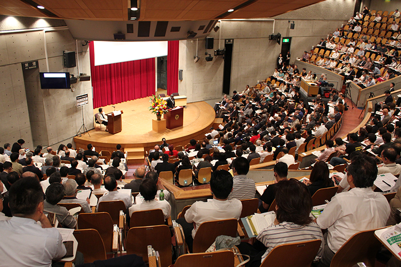 「アフリカの新たなビジョン」国際会議　上智大で初開催、東京大司教ら千人参加