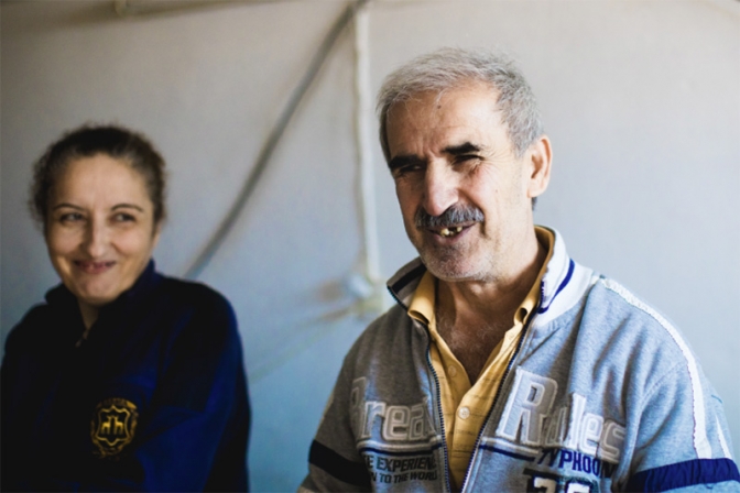 視聴覚障がいのイラク人難民男性、聖書８７章を暗記