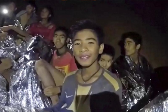 タイ洞窟の少年ら救出、１人は教会育ちの１４歳　言語堪能で優秀だが国籍の課題も