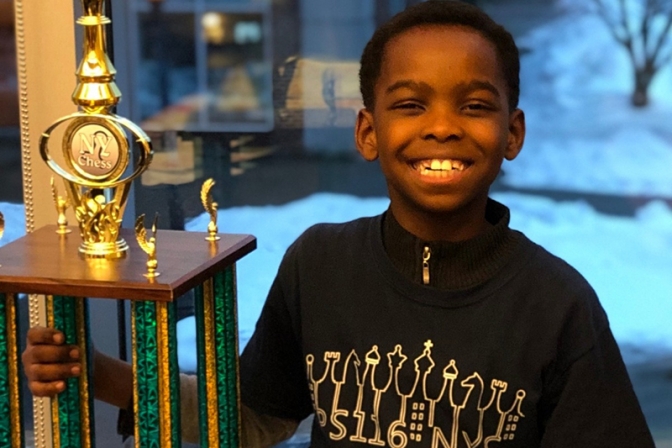 ボコ・ハラムから逃れてきたクリスチャンの難民少年、米ＮＹ州のチェス大会で優勝