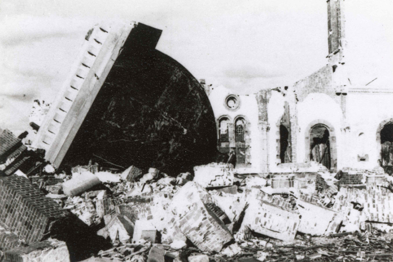 旧浦上天主堂の「被爆十字架」　カトリックの米兵が発見、７４年ぶりに返還へ