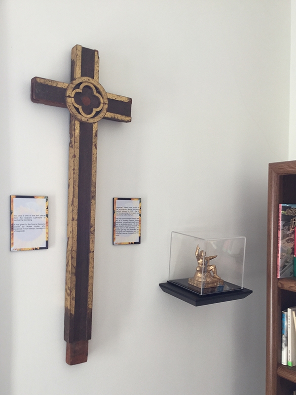 旧浦上天主堂の「被爆十字架」　カトリックの米兵が発見、７４年ぶりに返還へ