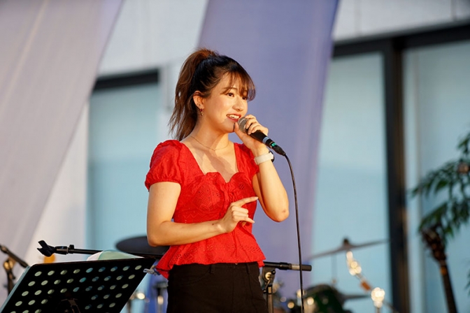 元ＡＫＢ４８の竹内美宥さんが教会の音楽集会に出演　好きなクリスチャン音楽を披露