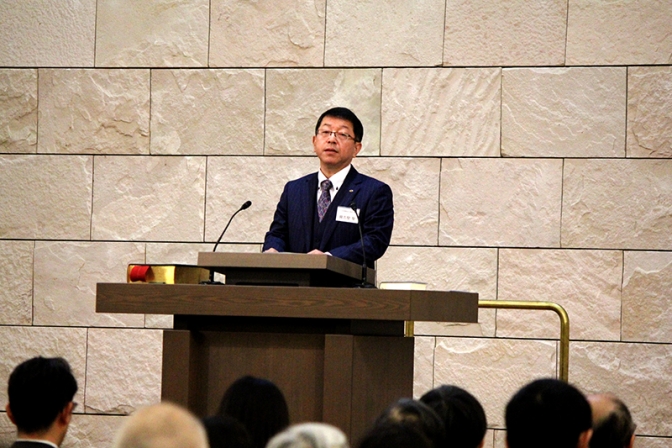 具志堅副総主事「救い主はおられます、私たちのただ中に」　日本聖書協会クリスマス礼拝