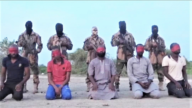 イスラム過激派が処刑映像公開、キリスト教への改宗を警告　ナイジェリア
