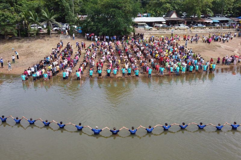 タイの教会史上最大の洗礼式、１日に１４３５人が受洗
