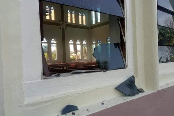 ミャンマー国軍、教会を再び砲撃　小神学校でボランティアの青年１人殺害